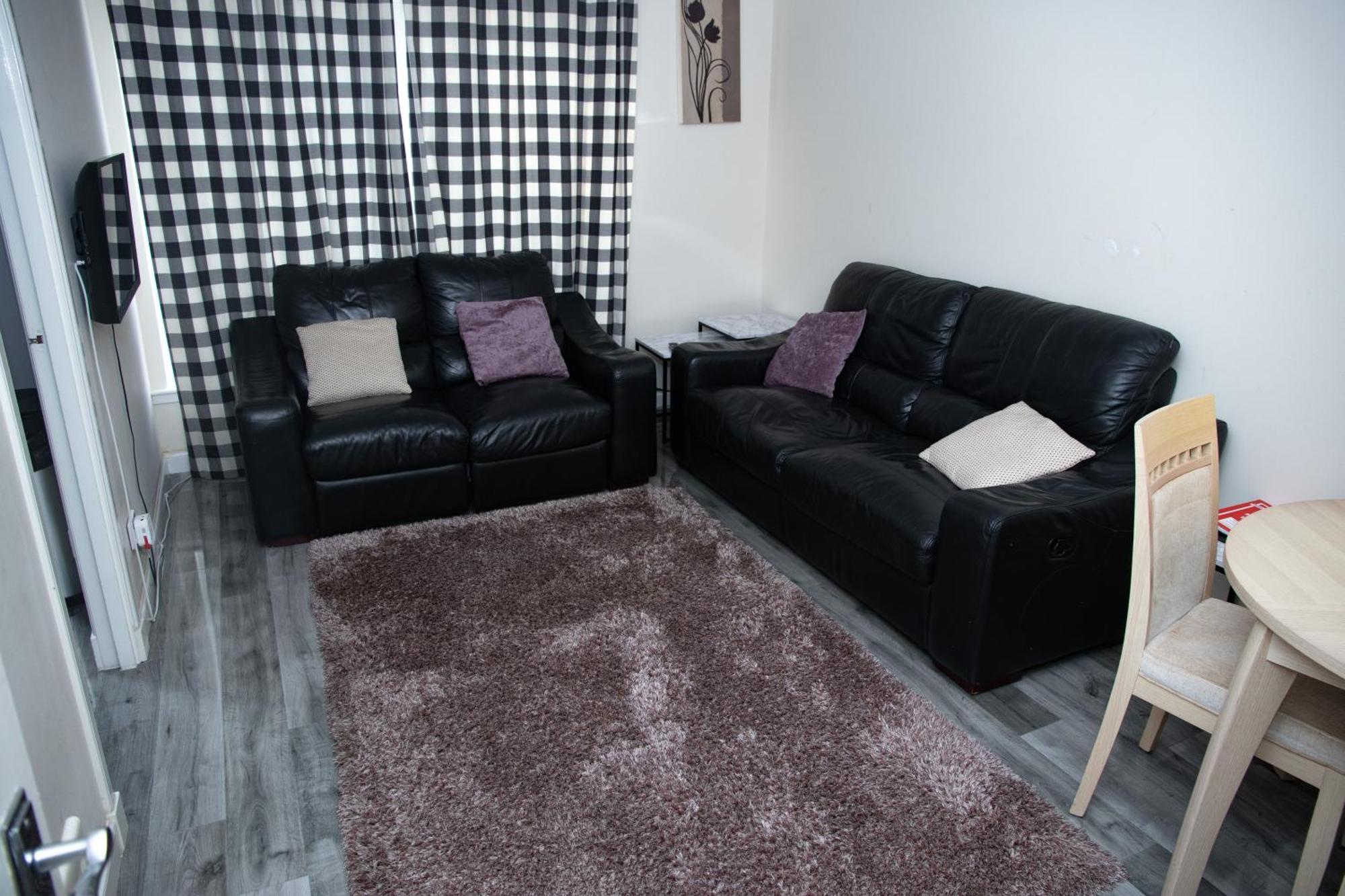 Charlotte Apartment Абърдийн Екстериор снимка